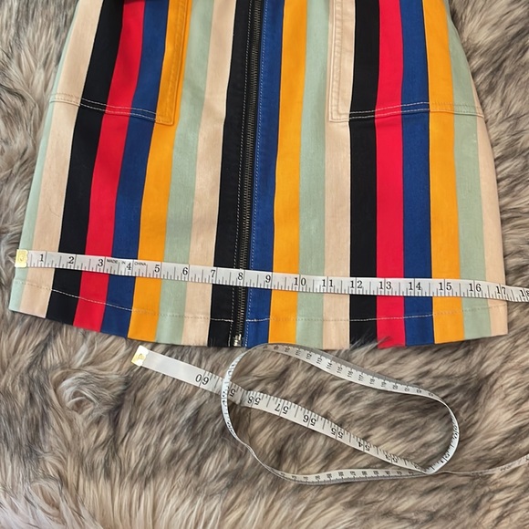 Super versatile Bohemian striped denim belted dress, Size 10! Alice + Olivia! - Picture 14 of 16